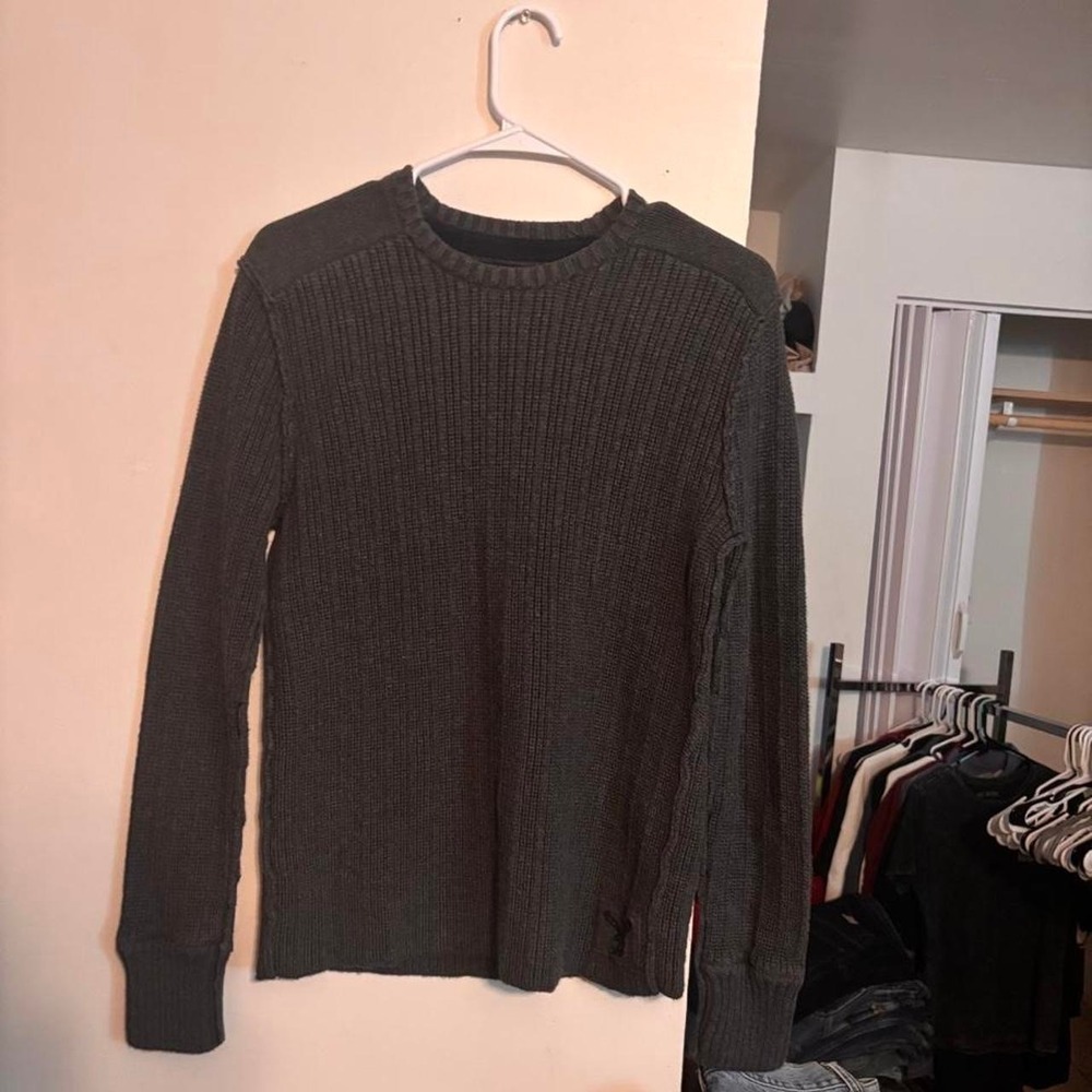 Gray American Outfitters ribbed knit sweater size M